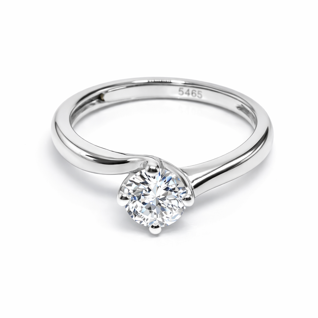 Anello Solitario Valentino da 5mm in Argento 925