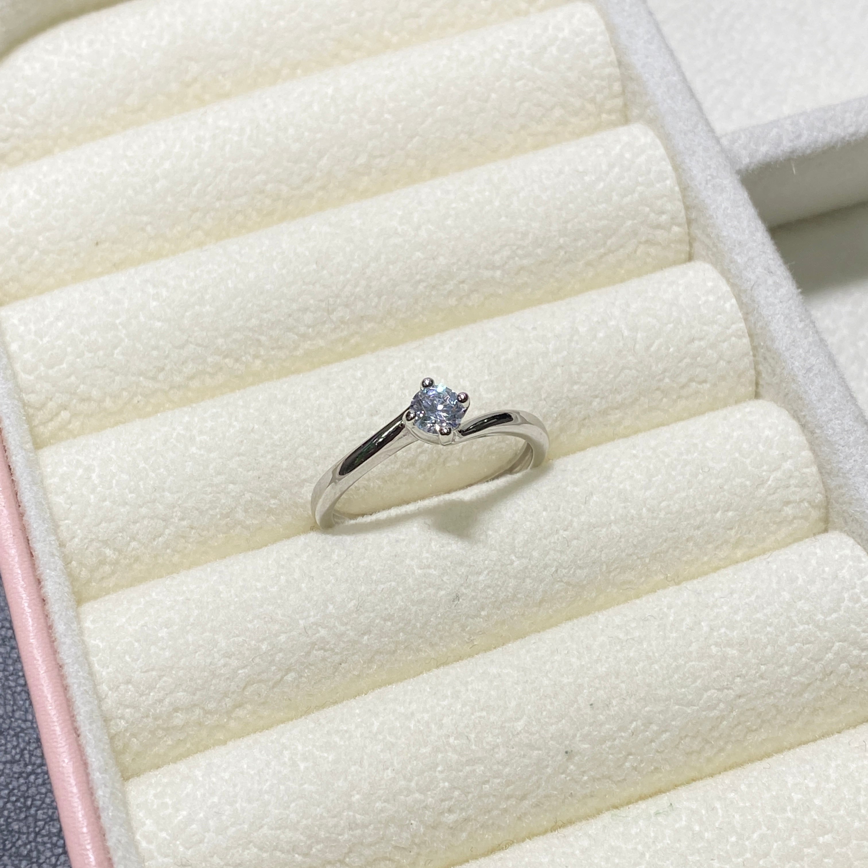 Ventagli Matrimonio Personalizzati Anello Solitario Zircone Nero